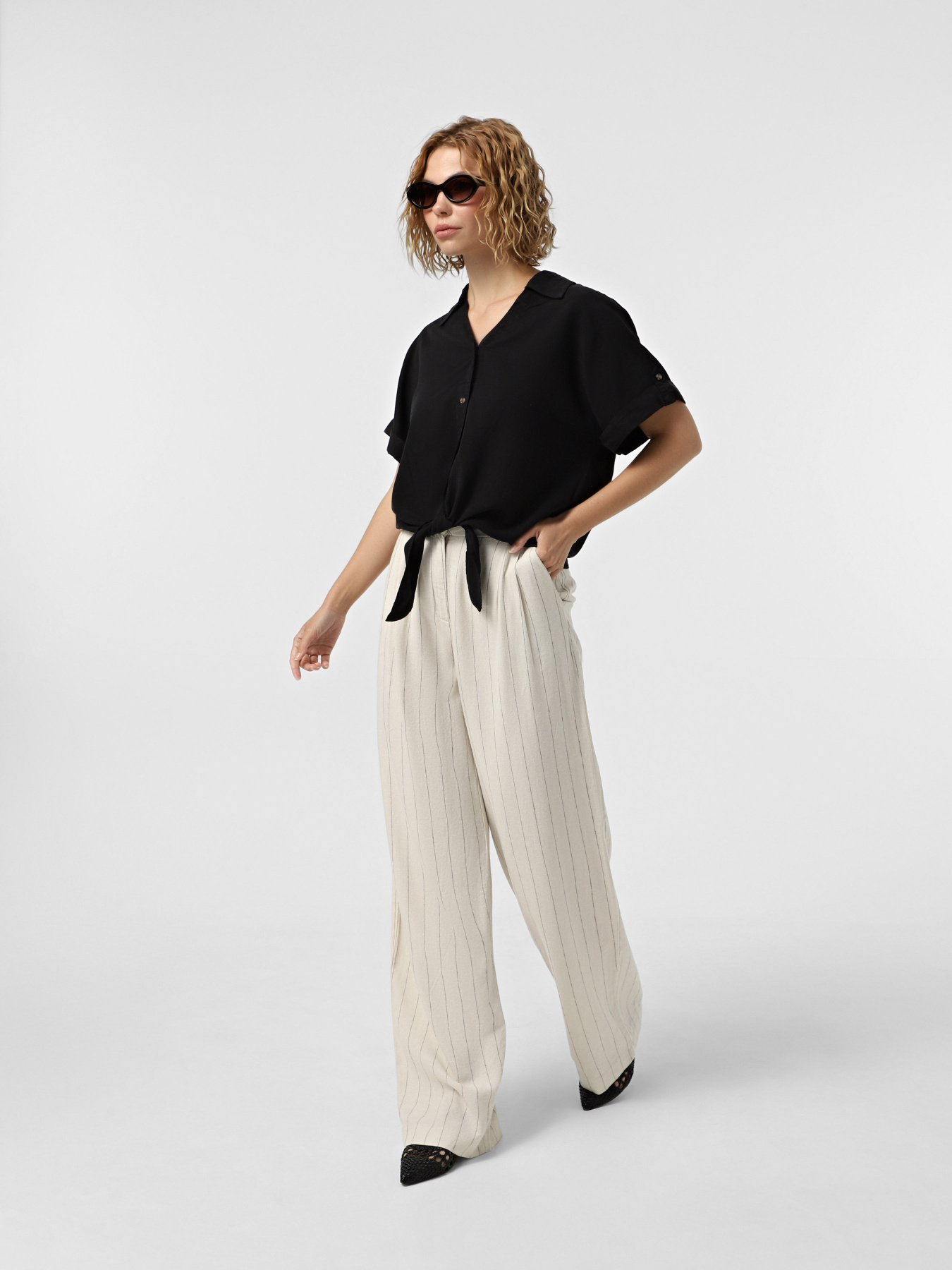 Брюки Vero Moda модель 10322125_Oatmeal GREY PINSTRIPE Брюки Vero Moda модель 10322125_Oatmeal GREY PINSTRIPE Фото