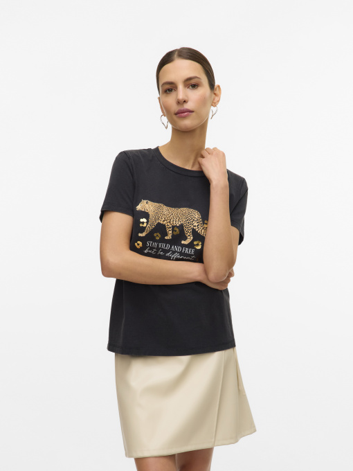 Футболки и поло Vero Moda FEO S/S O-NECK T-SHIRT модель 10332807_Black ACID WASH W. GOLD TI Фото