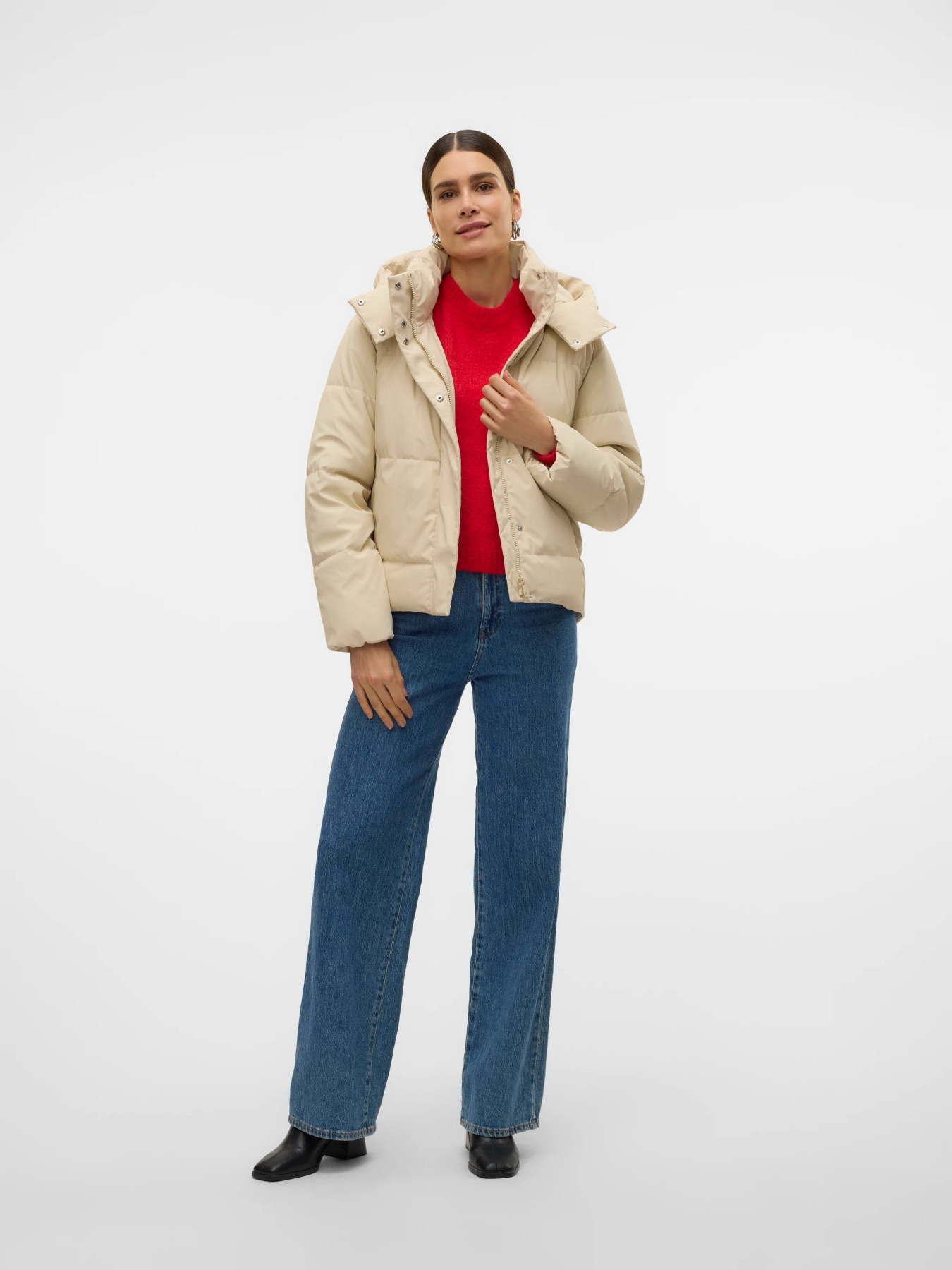 Куртки та дублянки Vero Moda GRETAKYLIE SHORT COATED JACKET модель 10311315_Oatmeal Куртки та дублянки Vero Moda GRETAKYLIE SHORT COATED JACKET модель 10311315_Oatmeal Фото