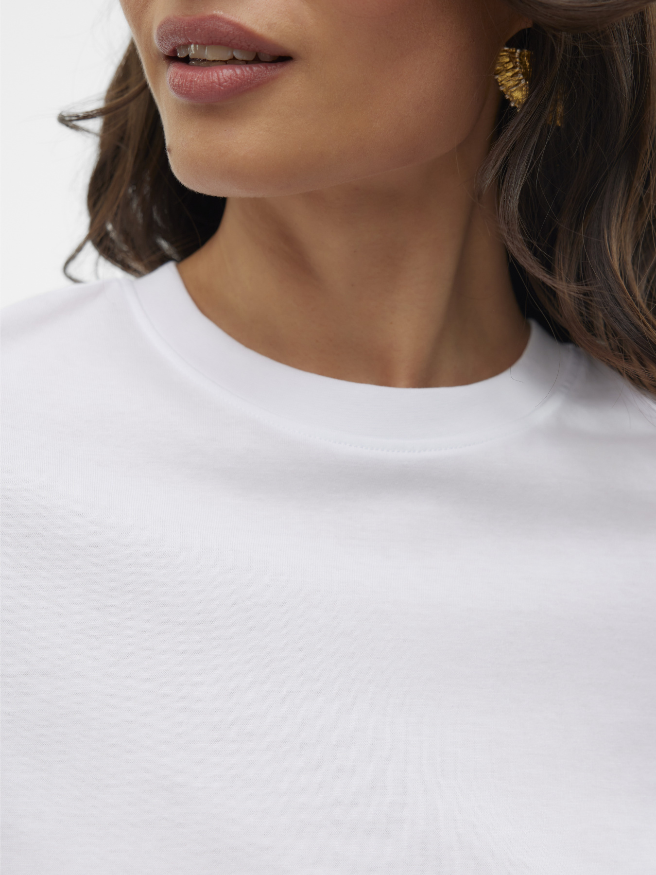 Футболки и поло Vero Moda PAULINA SS T-SHIRT модель 10316991_Bright White Футболки и поло Vero Moda PAULINA SS T-SHIRT модель 10316991_Bright White Фото