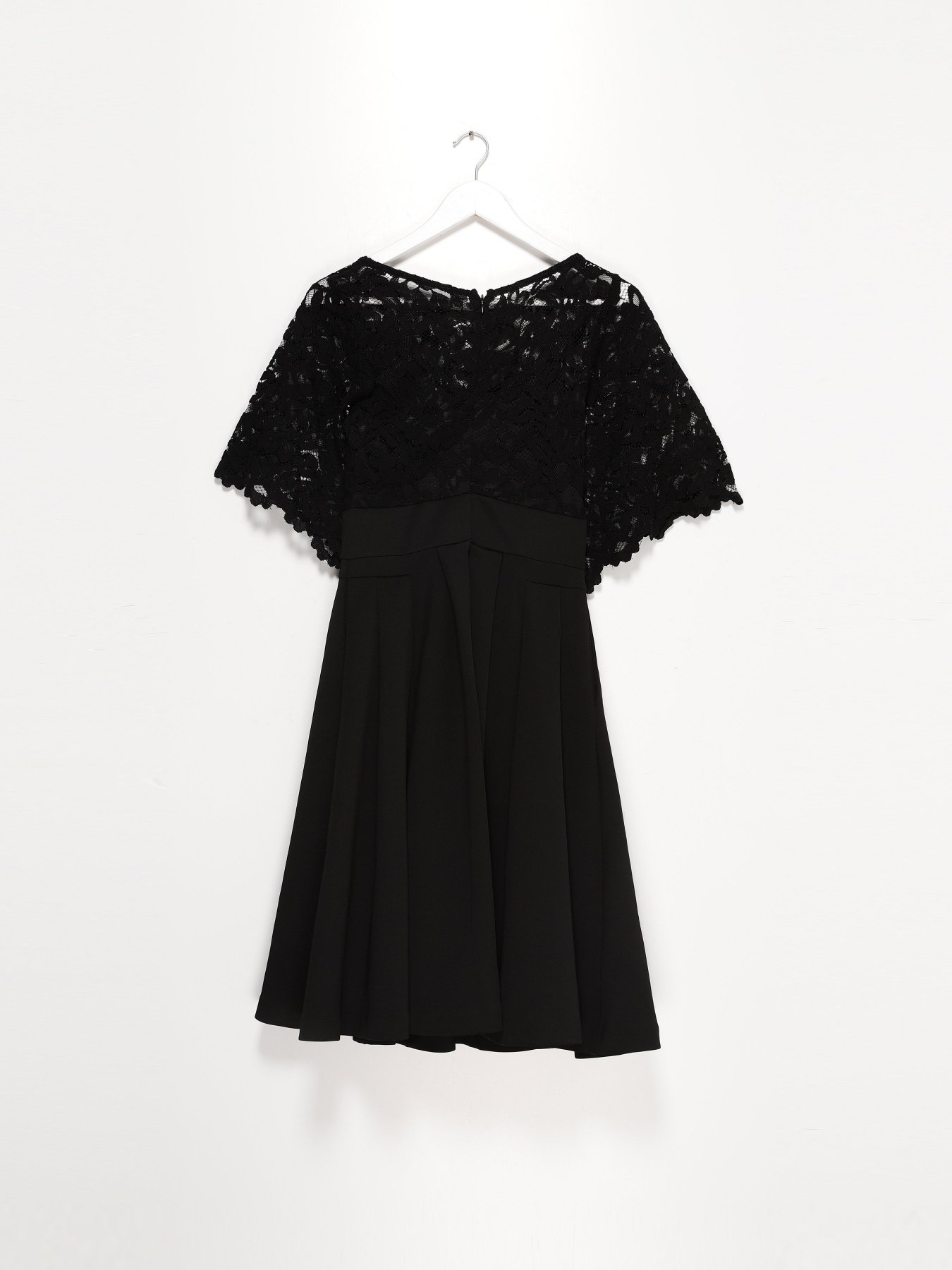 Платья Vero Moda модель 316461507010_чорний Фото