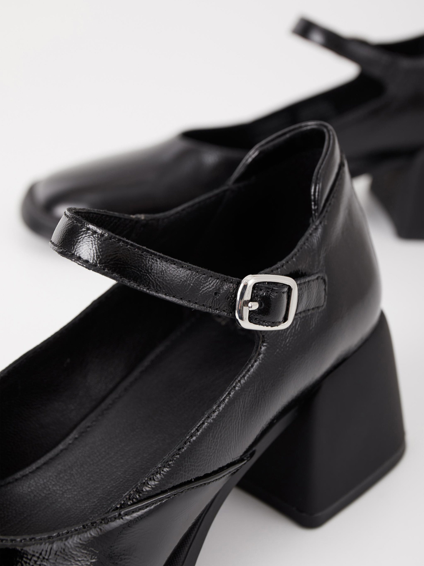 Туфлі та лофери VAGABOND Ansie модель 5445-260-20 Туфлі та лофери VAGABOND Ansie модель 5445-260-20 Фото