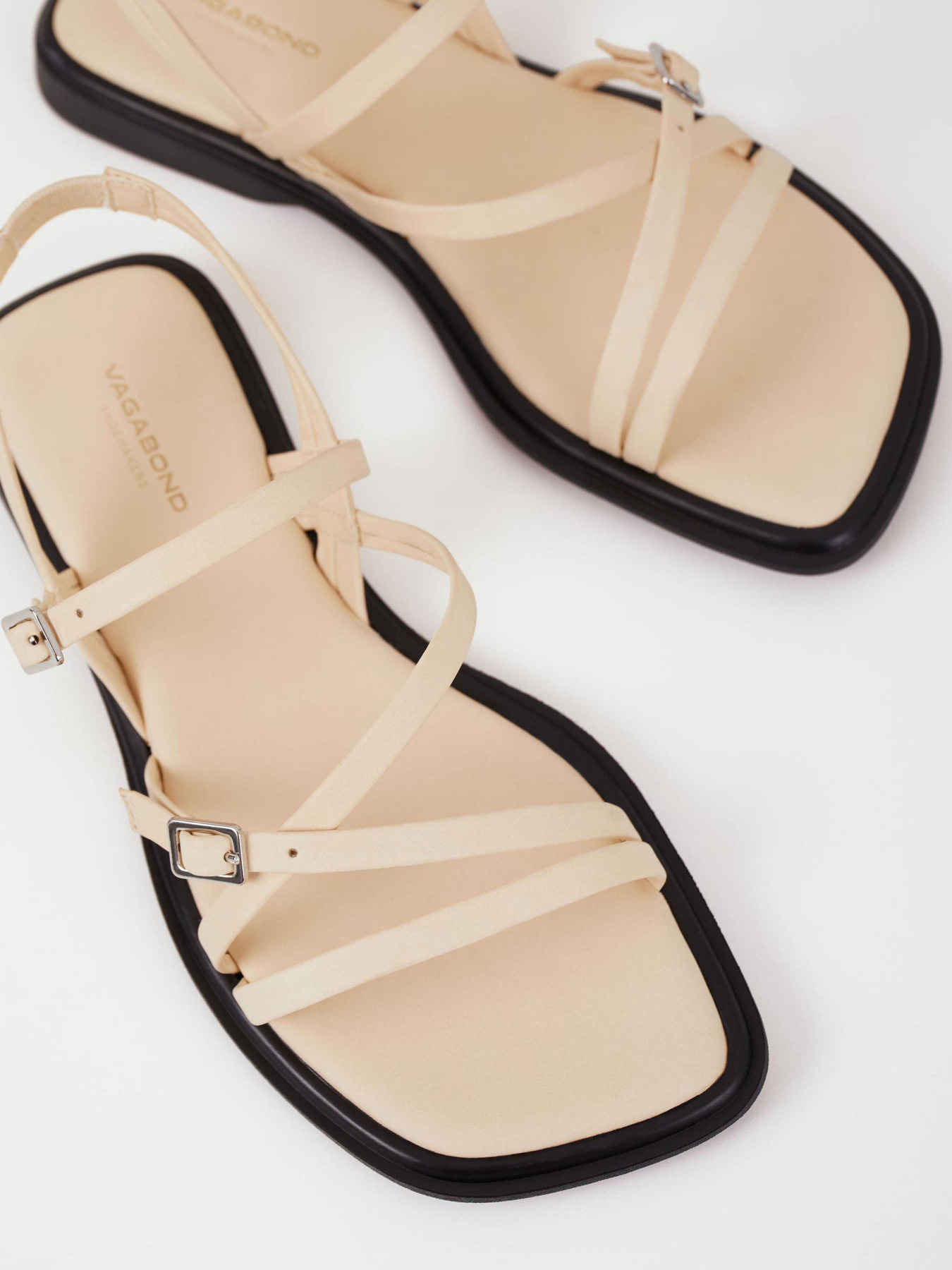 Сандалии VAGABOND Izzy модель 5513-101-02 Сандалии VAGABOND Izzy модель 5513-101-02 Фото