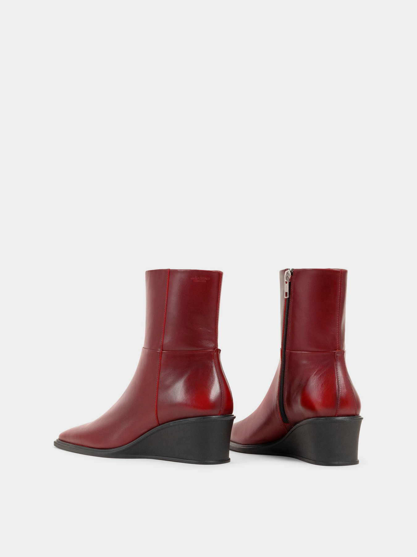 Ботинки и сапоги VAGABOND Aino модель 5829-018-47 Ботинки и сапоги VAGABOND Aino модель 5829-018-47 Фото