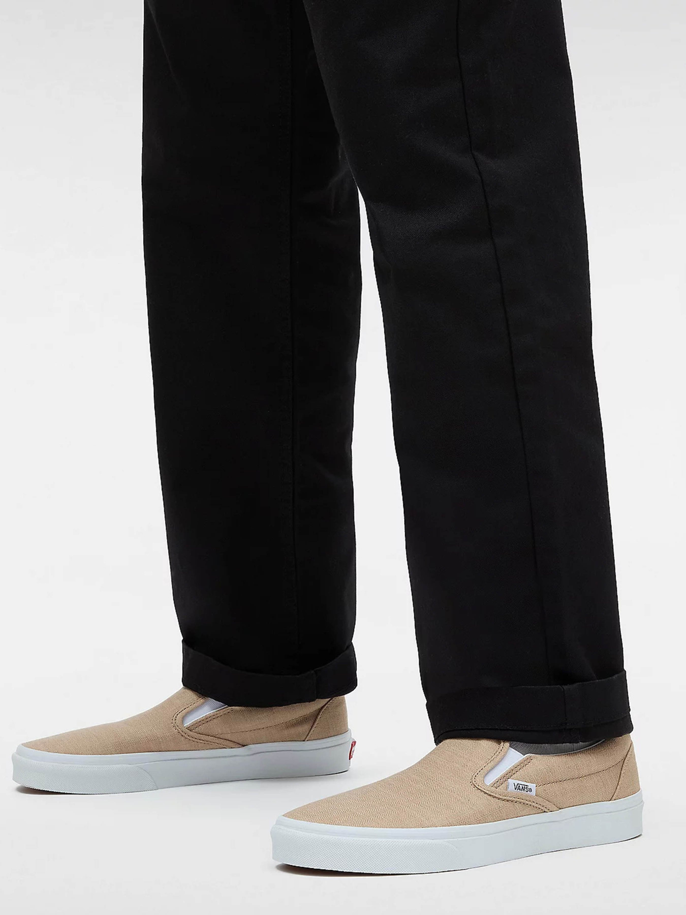 Сліпони та мокасини Vans Classic Slip-On модель VN0009Q74MG1 Фото