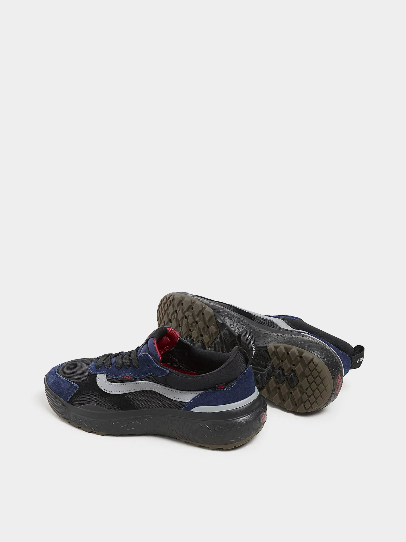 Кроссовки Vans UltraRange Neo VR3 модель VN000BCEYA61 Фото