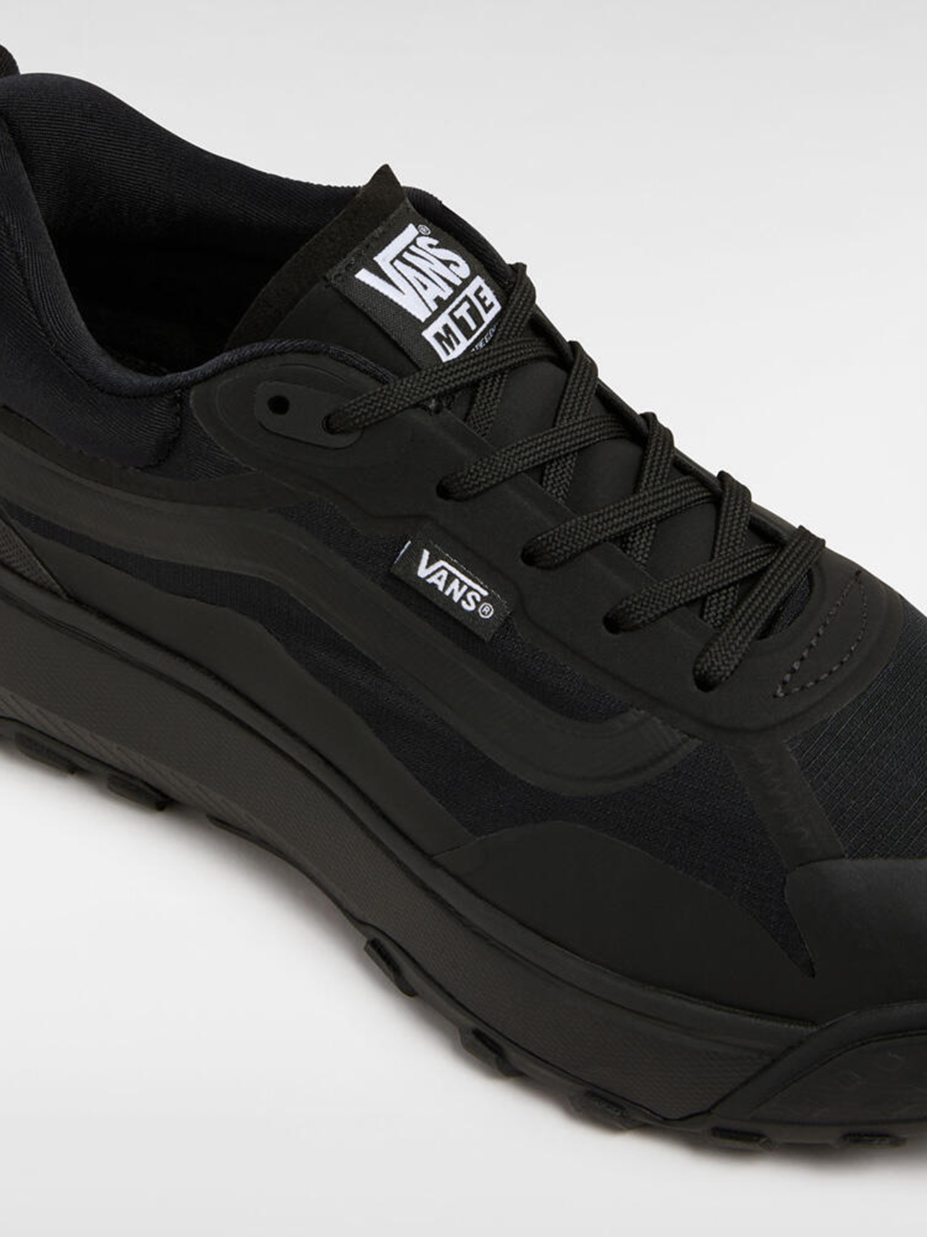 Кросівки Vans MTE Crosspath модель VN000CVUBKA1 Фото