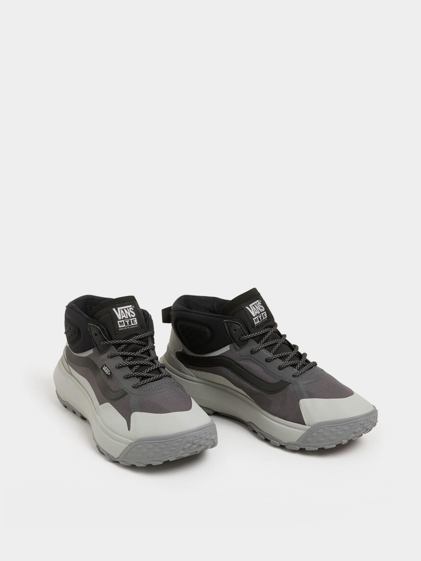 Ботинки и сапоги Vans MTE Crosspath Mid модель VN000CVV1O71 Ботинки и сапоги Vans MTE Crosspath Mid модель VN000CVV1O71 Фото