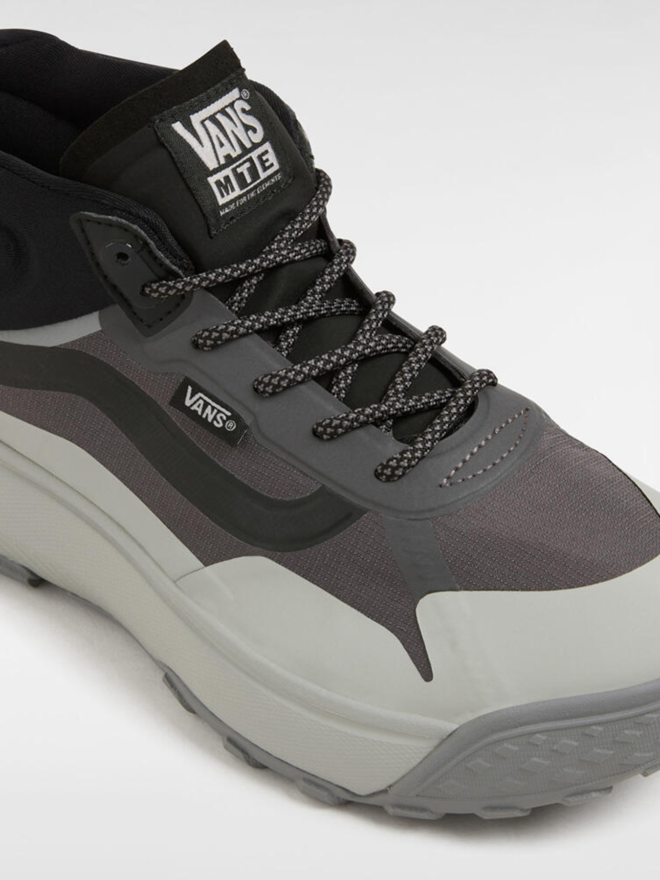 Ботинки и сапоги Vans MTE Crosspath Mid модель VN000CVV1O71 Ботинки и сапоги Vans MTE Crosspath Mid модель VN000CVV1O71 Фото