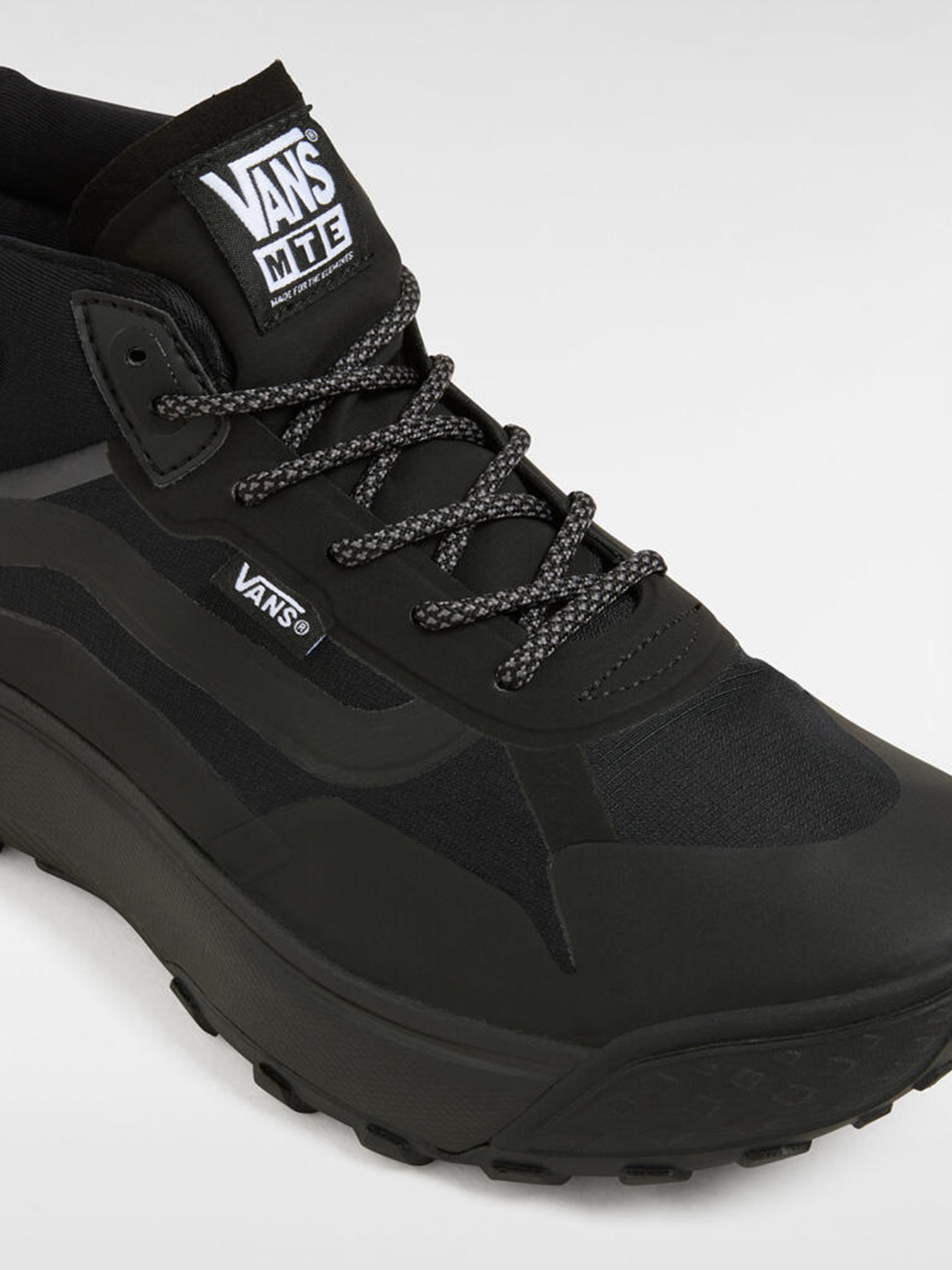 Черевики та чоботи Vans MTE Crosspath Mid модель VN000CVVBKA1 Фото