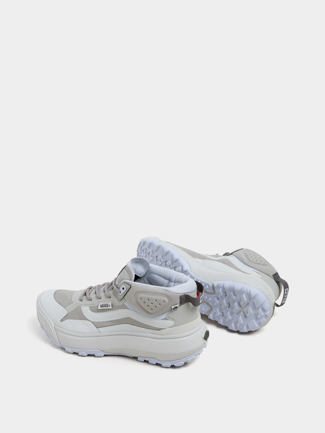 Ботинки и сапоги Vans MTE Crosspath Mid модель VN000CVVKAQ1 Ботинки и сапоги Vans MTE Crosspath Mid модель VN000CVVKAQ1 Фото