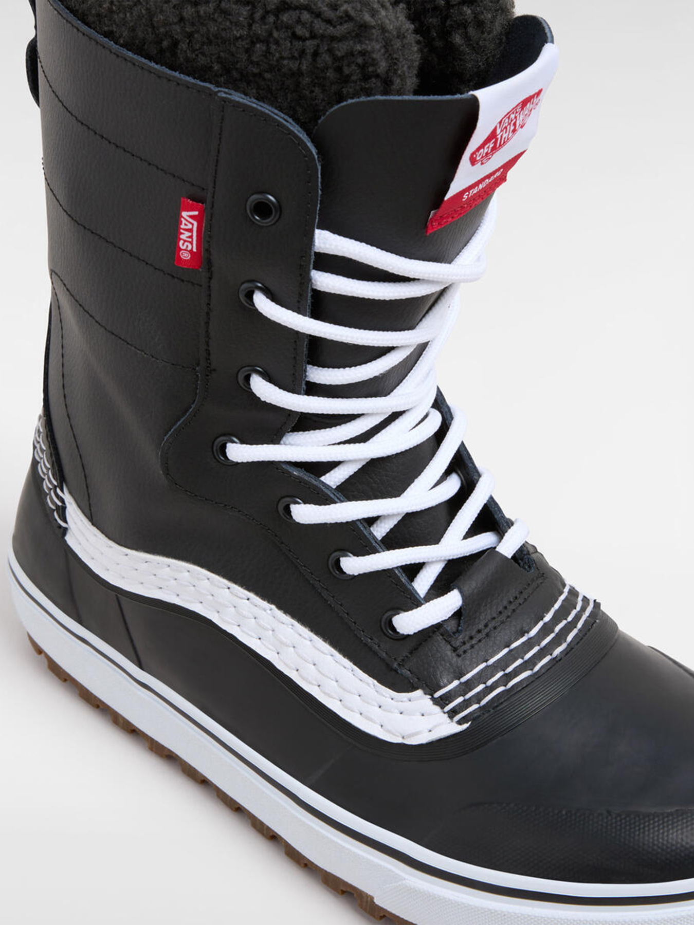 Черевики та чоботи Vans MTE Standard Waterproof модель VN000D2DBA21 Фото