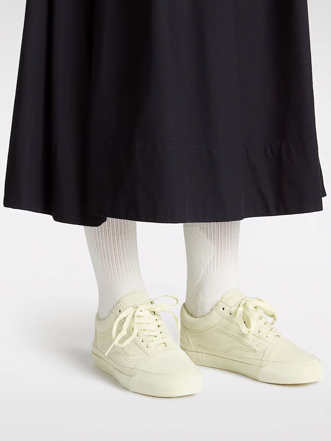 Кеды Vans LX Old Skool модель VN000D8YZ8Q1 Кеды Vans LX Old Skool модель VN000D8YZ8Q1 Фото