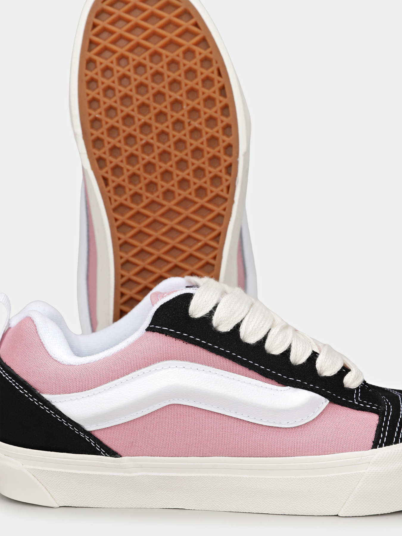 Кеды Vans Knu Skool модель VN000D22B9P1 Фото