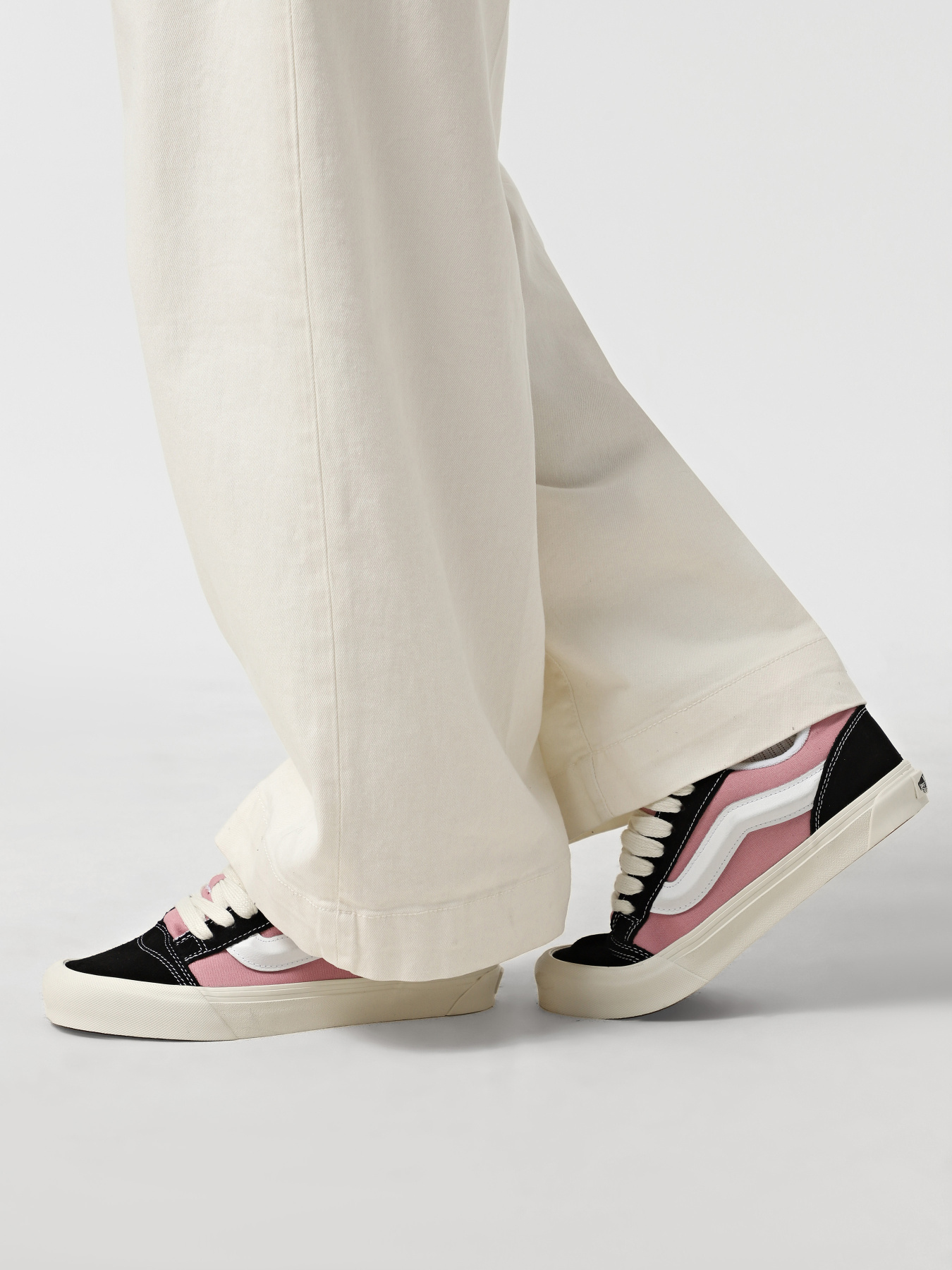 Кеды Vans Knu Skool модель VN000D22B9P1 Фото
