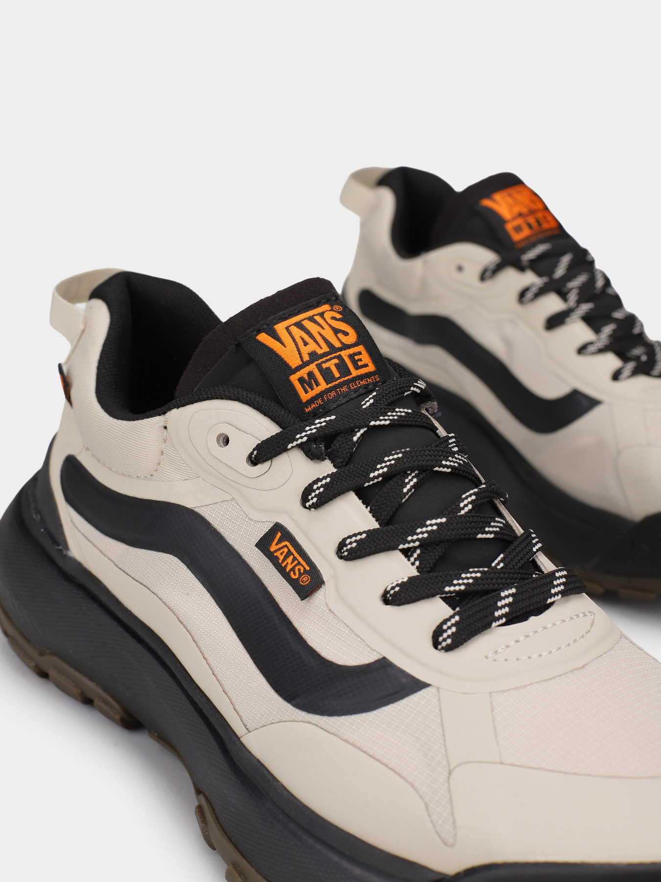 Кросівки Vans MTE Crosspath модель VN000CVULBR1 Фото