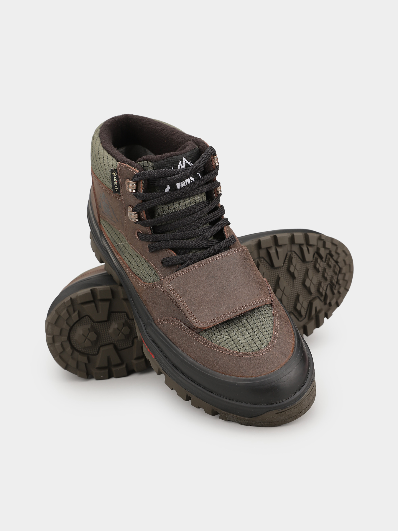 Ботинки и сапоги Vans MTE Mountain Mid Gore-Tex Insulated модель VN000DAYF871 Фото