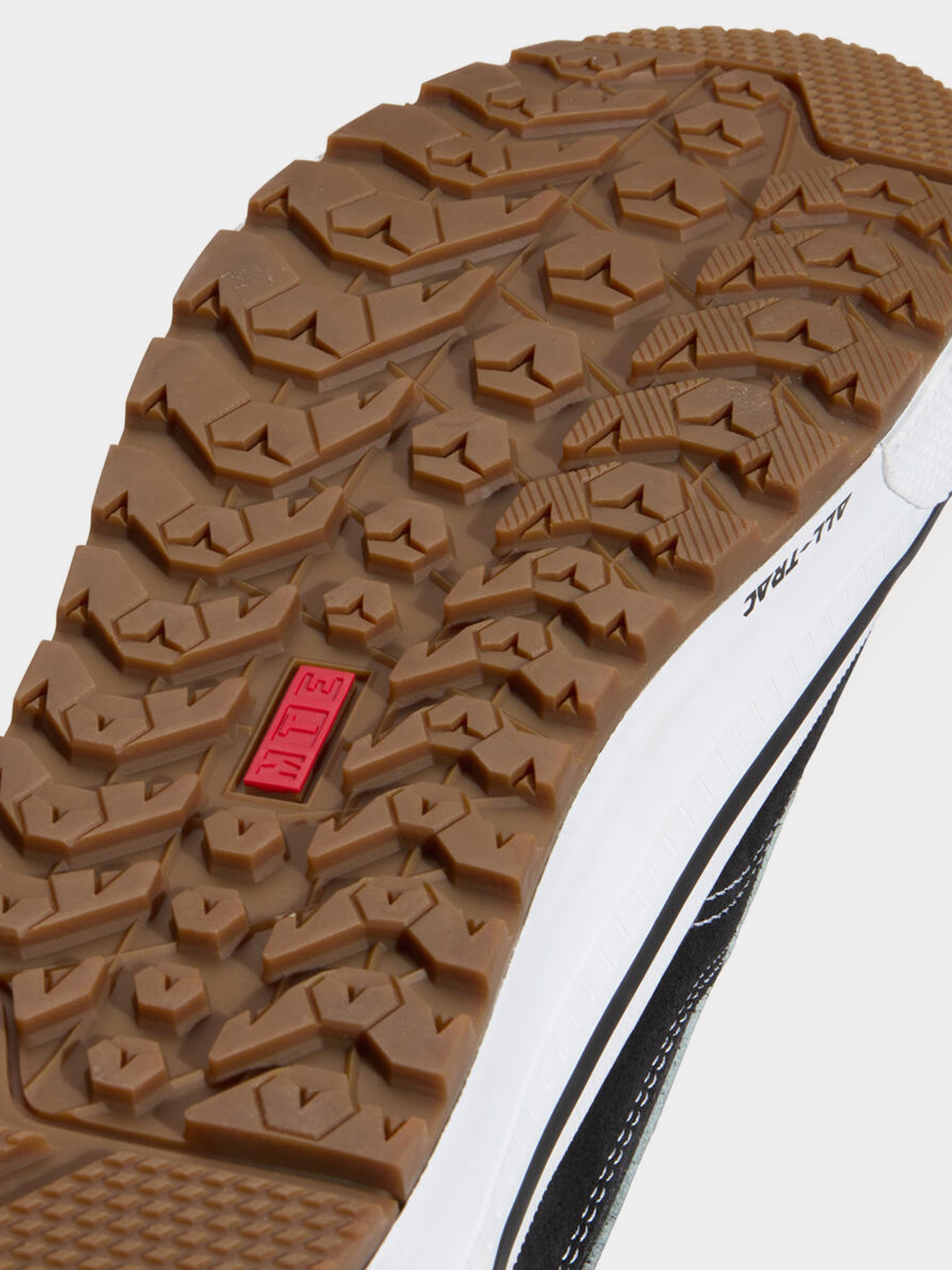 Кеди Vans MTE Old Skool Waterproof Insulated модель VN000DAZBA21 Фото