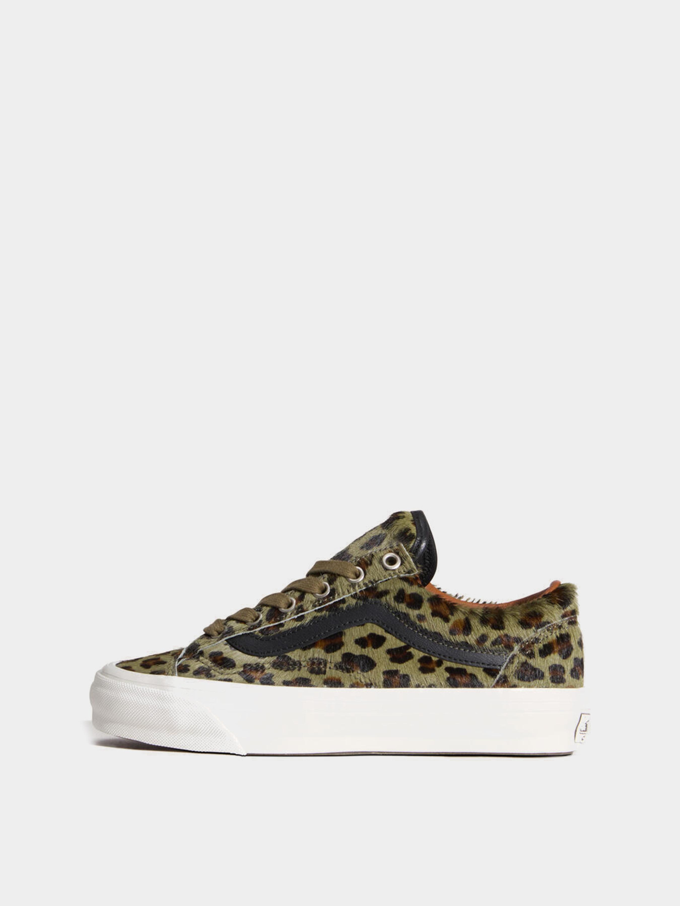 Кеды Vans OLD SKOOL модель VN000EHDOLV1 Кеды Vans OLD SKOOL модель VN000EHDOLV1 Фото