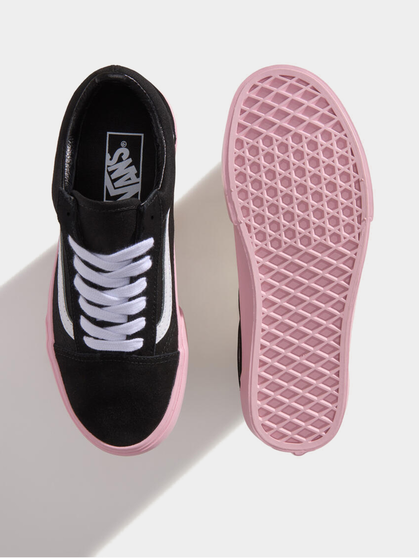 Кеды Vans OLD SKOOL модель VN000D6WPIB1 Кеды Vans OLD SKOOL модель VN000D6WPIB1 Фото