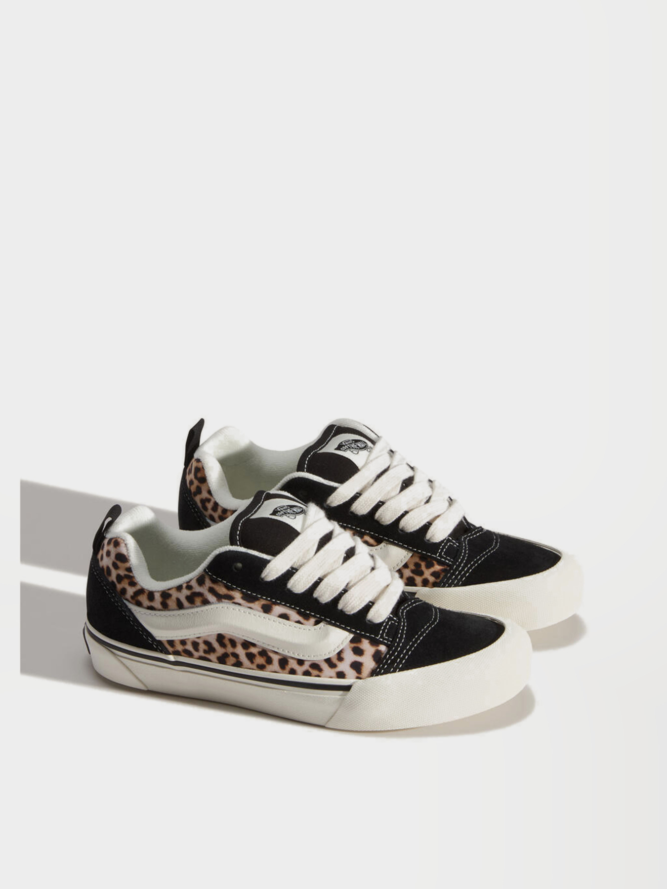 Кеди Vans KNU SKOOL модель VN000E9XYY61 Кеди Vans KNU SKOOL модель VN000E9XYY61 Фото