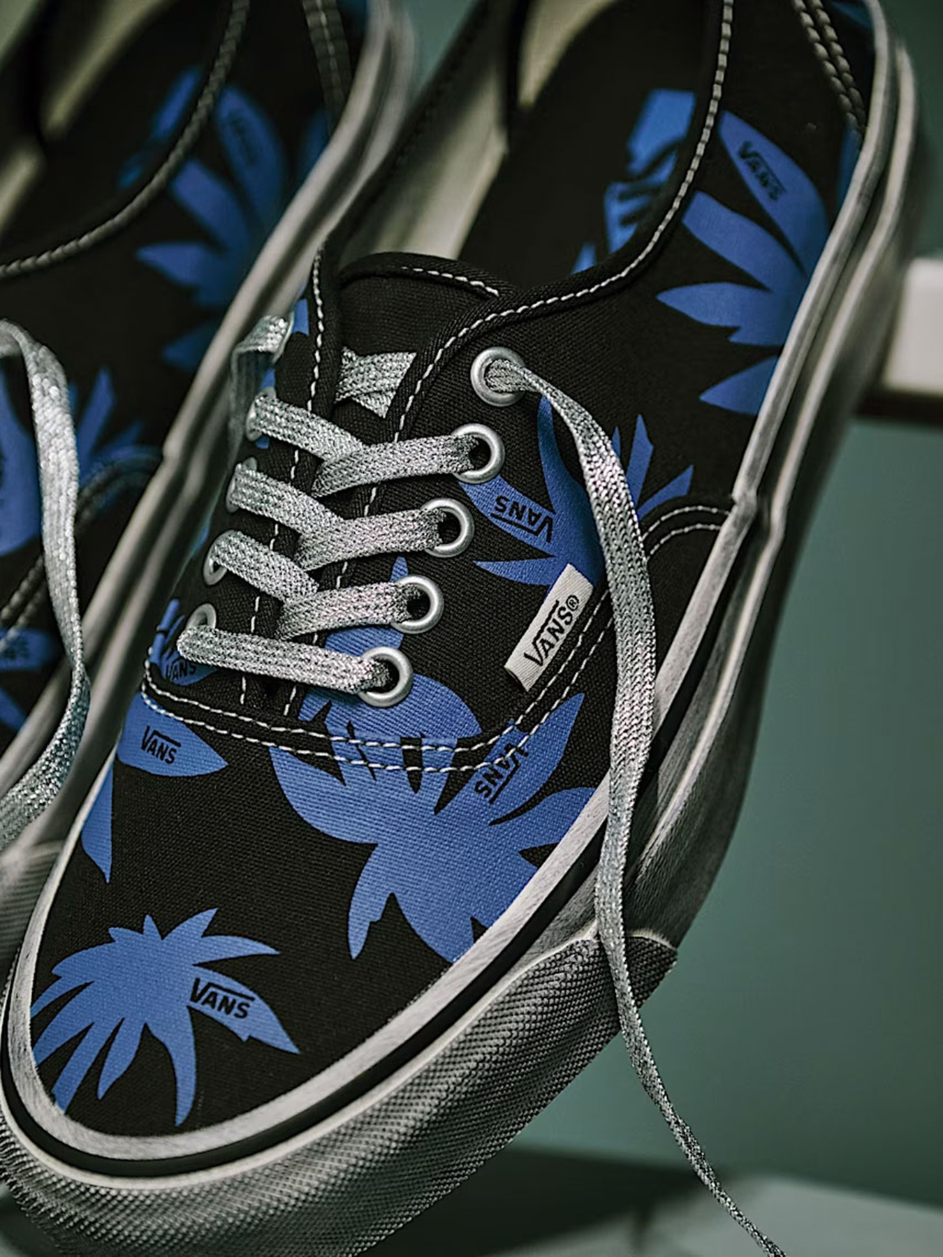 Кеды Vans LX AUTHENTIC 44 модель VN000DB8CJI1 Кеды Vans LX AUTHENTIC 44 модель VN000DB8CJI1 Фото