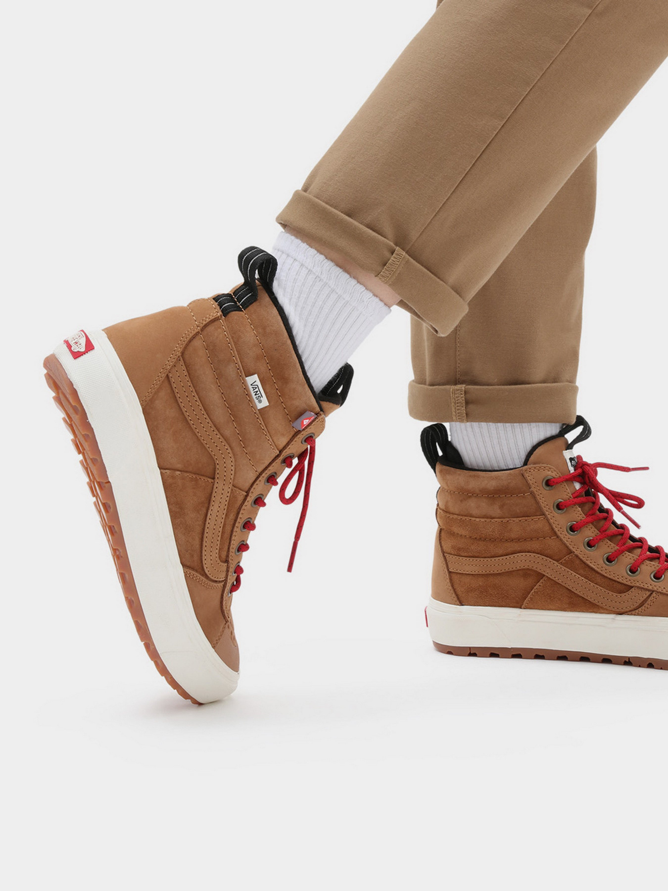 Ботинки и сапоги Vans SK8-HI MTE-2 модель VN0A5HZZGWU1 Ботинки и сапоги Vans SK8-HI MTE-2 модель VN0A5HZZGWU1 Фото