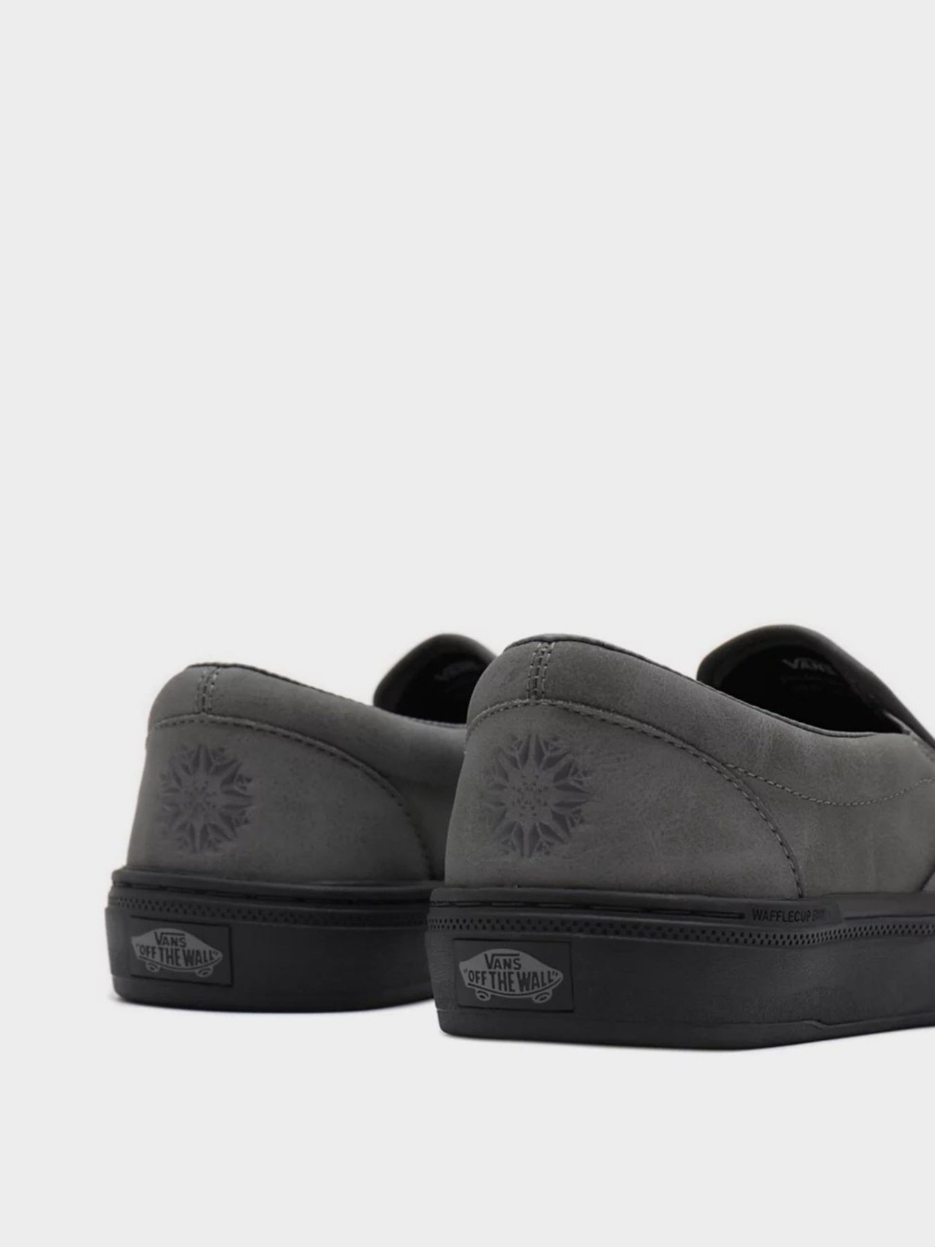 Сліпони та мокасини Vans модель VN0A5JIS9BI1 Фото