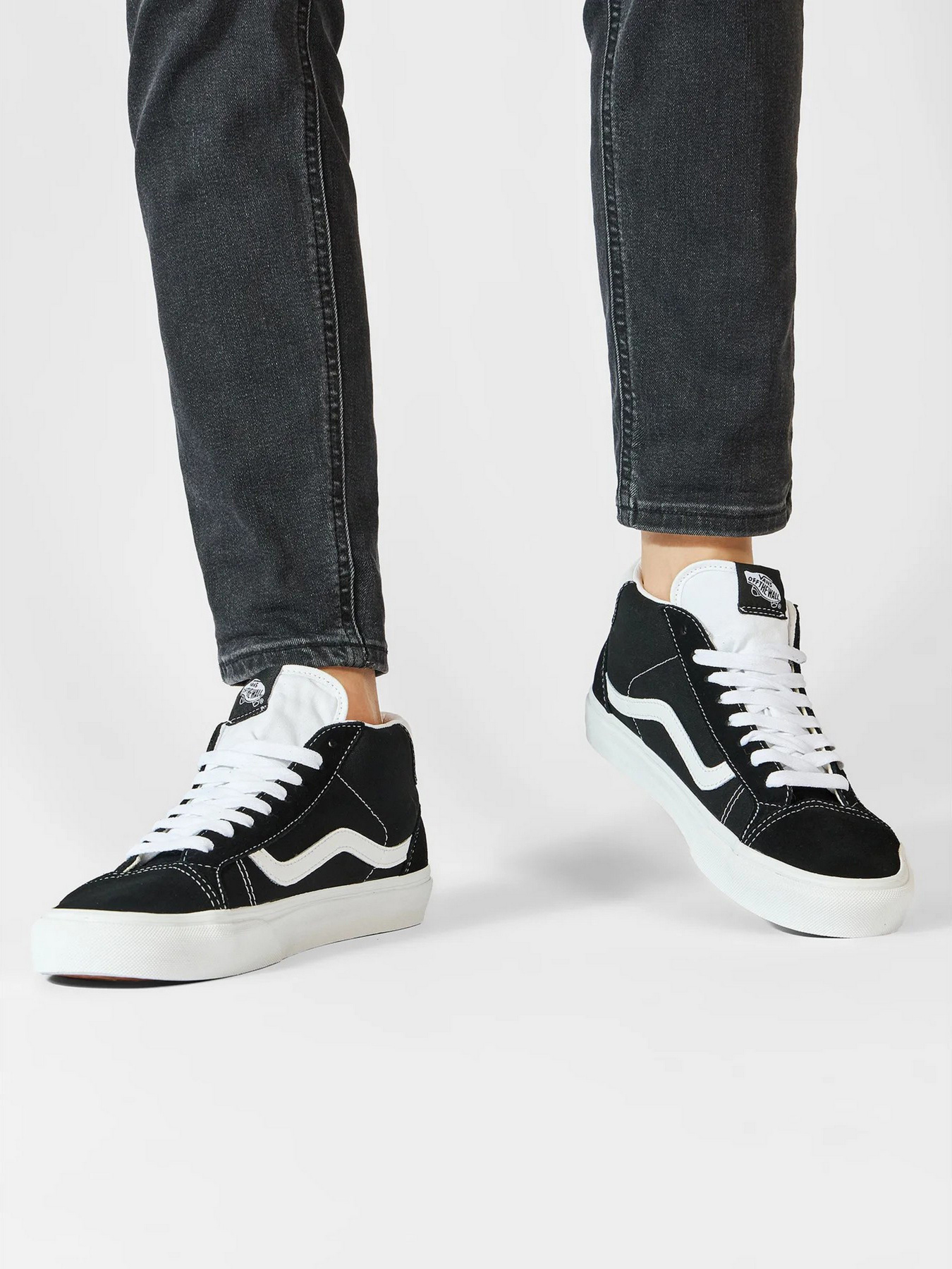 Кеди Vans Mid Skool 37 модель VN0A3TKF6BT1 Кеди Vans Mid Skool 37 модель VN0A3TKF6BT1 Фото