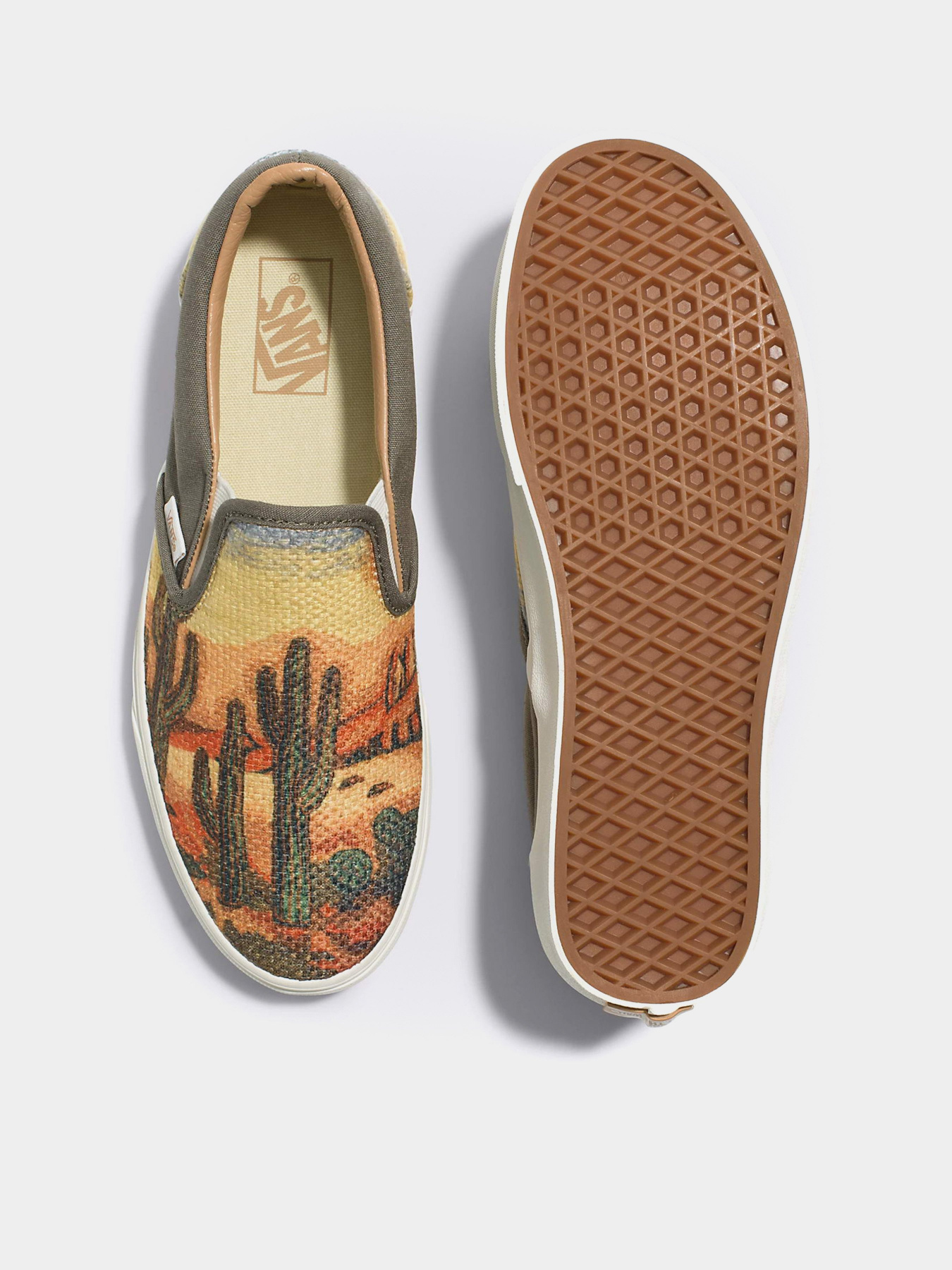 Сліпони та мокасини Vans Classic Slip-On модель VN0009Q7CEE1 Фото