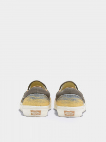 Сліпони та мокасини Vans Classic Slip-On модель VN0009Q7CEE1 Фото