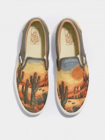 Сліпони та мокасини Vans Classic Slip-On модель VN0009Q7CEE1 Фото