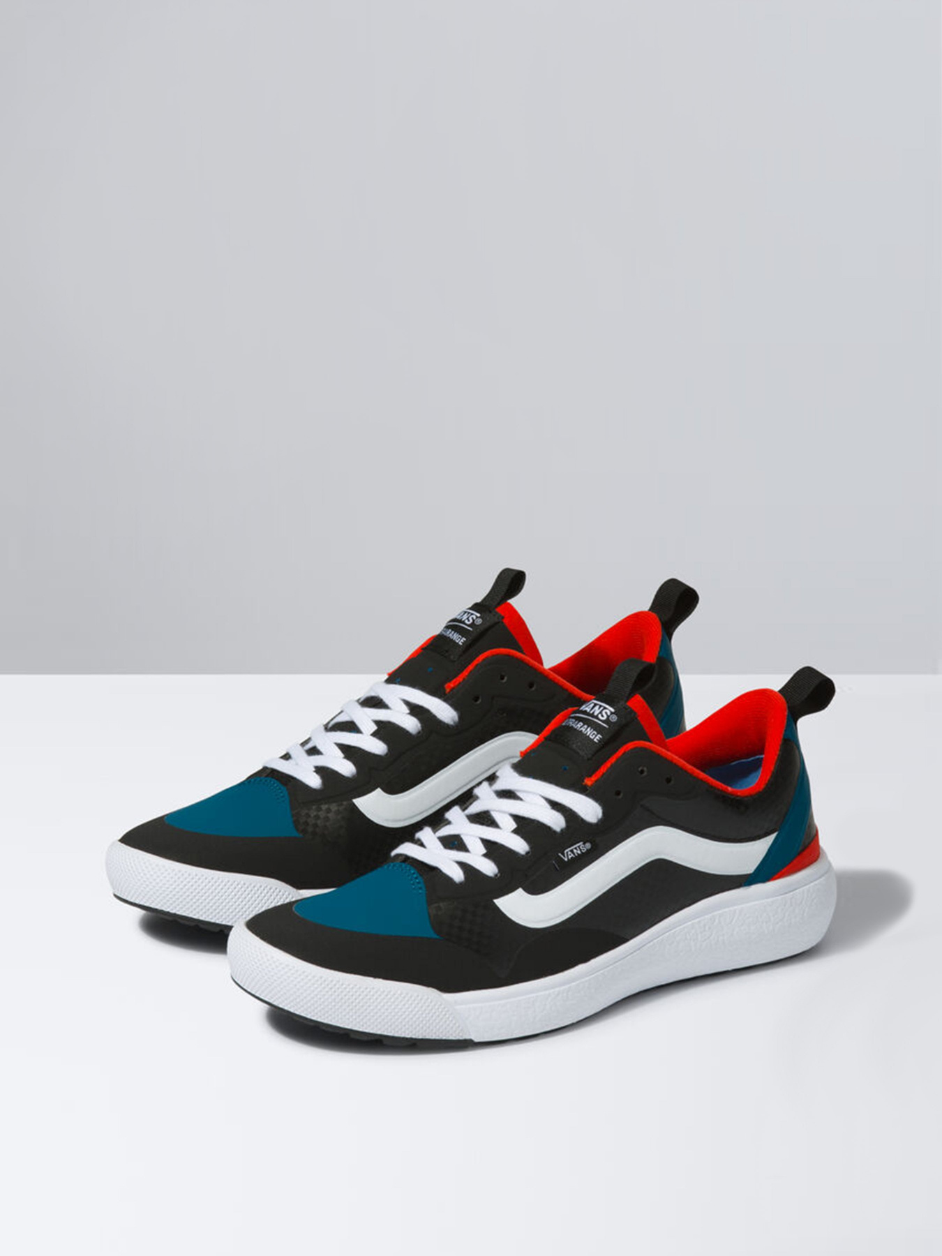 Кросівки Vans Carbon UltraRange EXO модель VN0A4U1KA1Z1 Фото