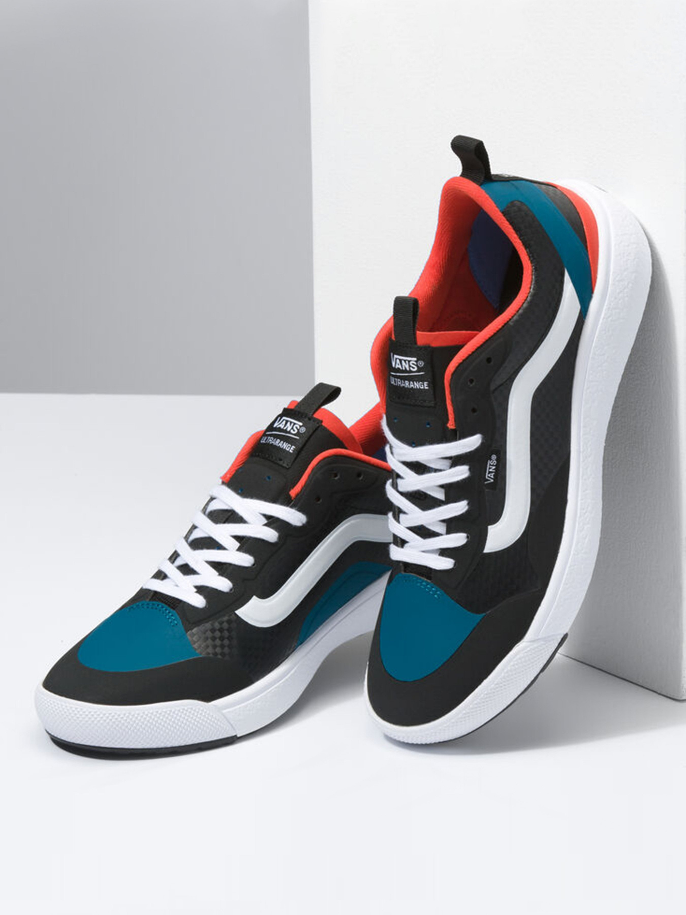 Кросівки Vans Carbon UltraRange EXO модель VN0A4U1KA1Z1 Фото