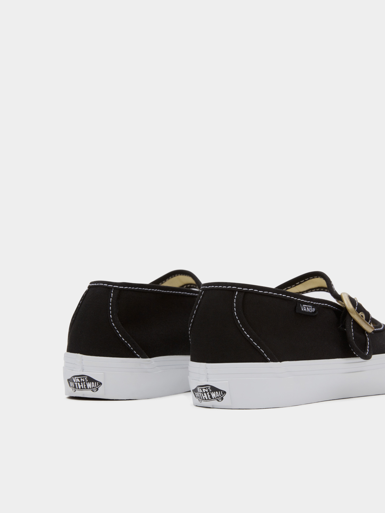 Туфли и лоферы Vans Mary Jane модель VN000CRR6BT1 Туфли и лоферы Vans Mary Jane модель VN000CRR6BT1 Фото