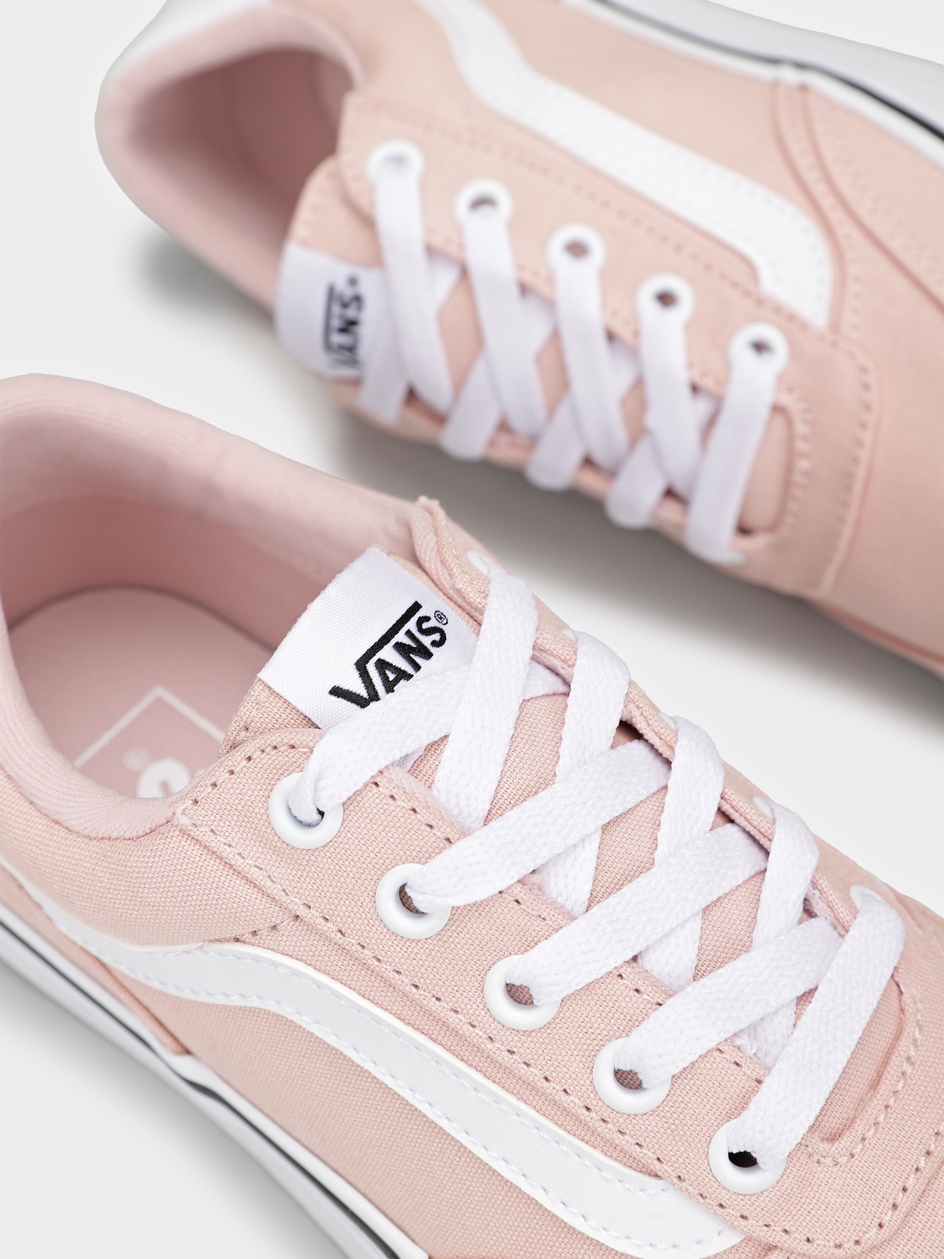 Кеды Vans Brooklyn модель VN000D7UO3N1 Кеды Vans Brooklyn модель VN000D7UO3N1 Фото