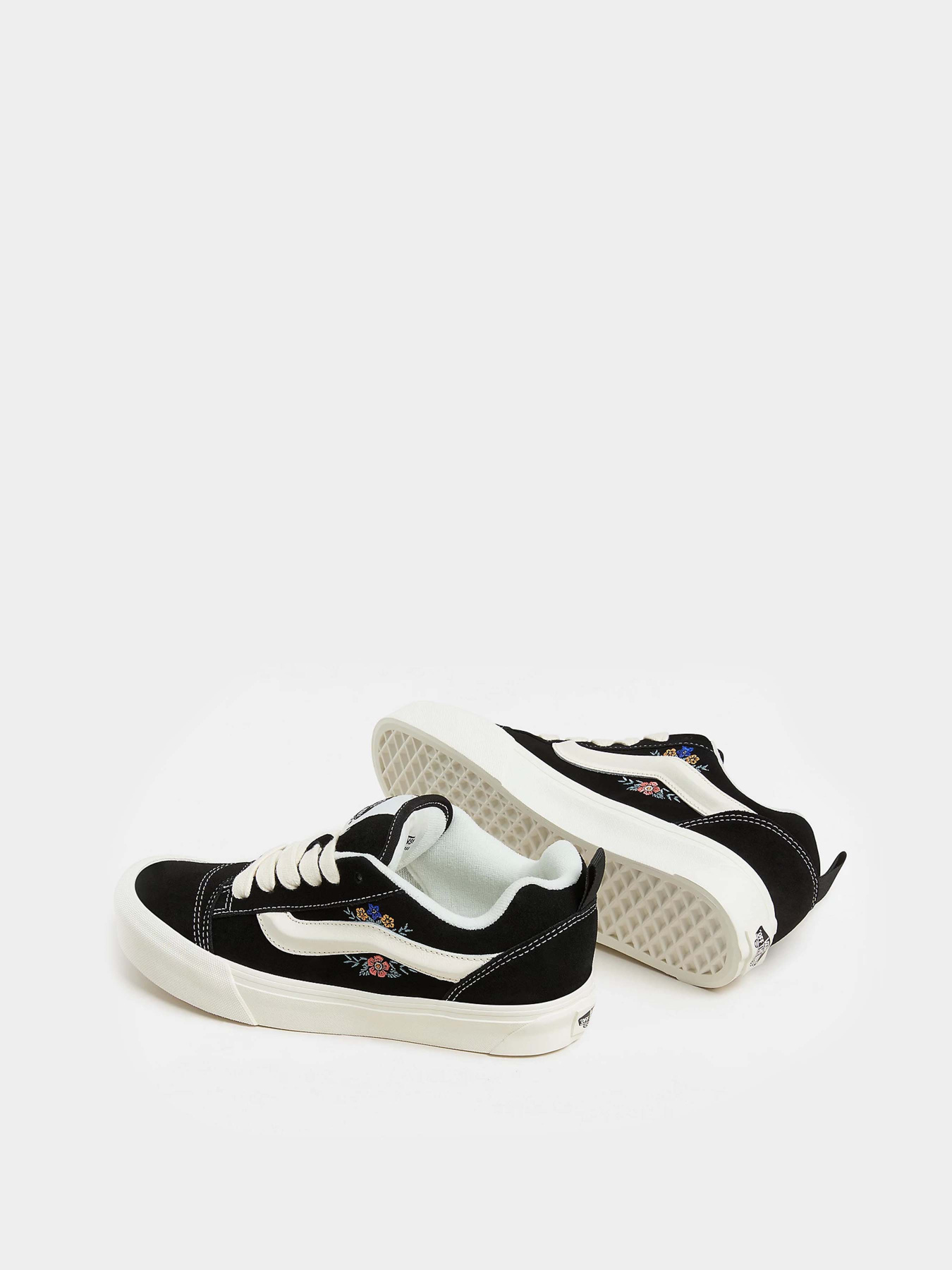 Кеды Vans Knu Skool модель VN000D75F2B1 Кеды Vans Knu Skool модель VN000D75F2B1 Фото
