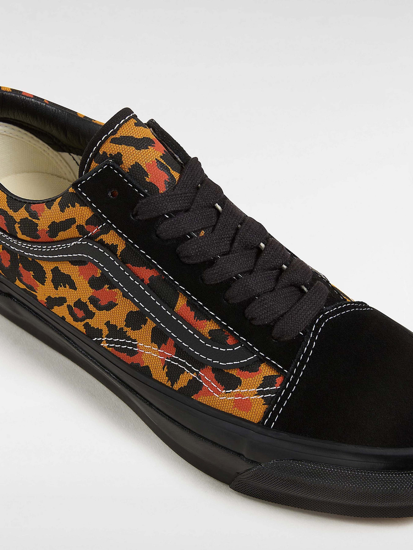 Кеды Vans Premium Old Skool модель VN000D56BKA1 Кеды Vans Premium Old Skool модель VN000D56BKA1 Фото