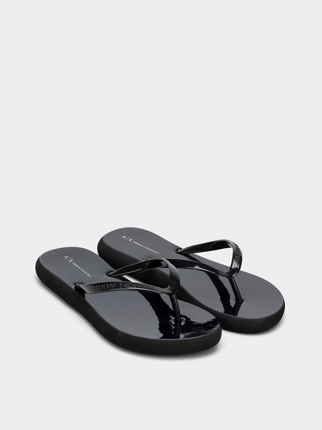 Шлёпанцы Armani Exchange модель XDQ007-XCC63-00002 Фото