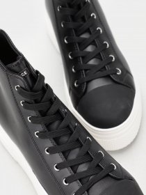 Черевики та чоботи Armani Exchange модель XDZ021-XV571-N642 Фото