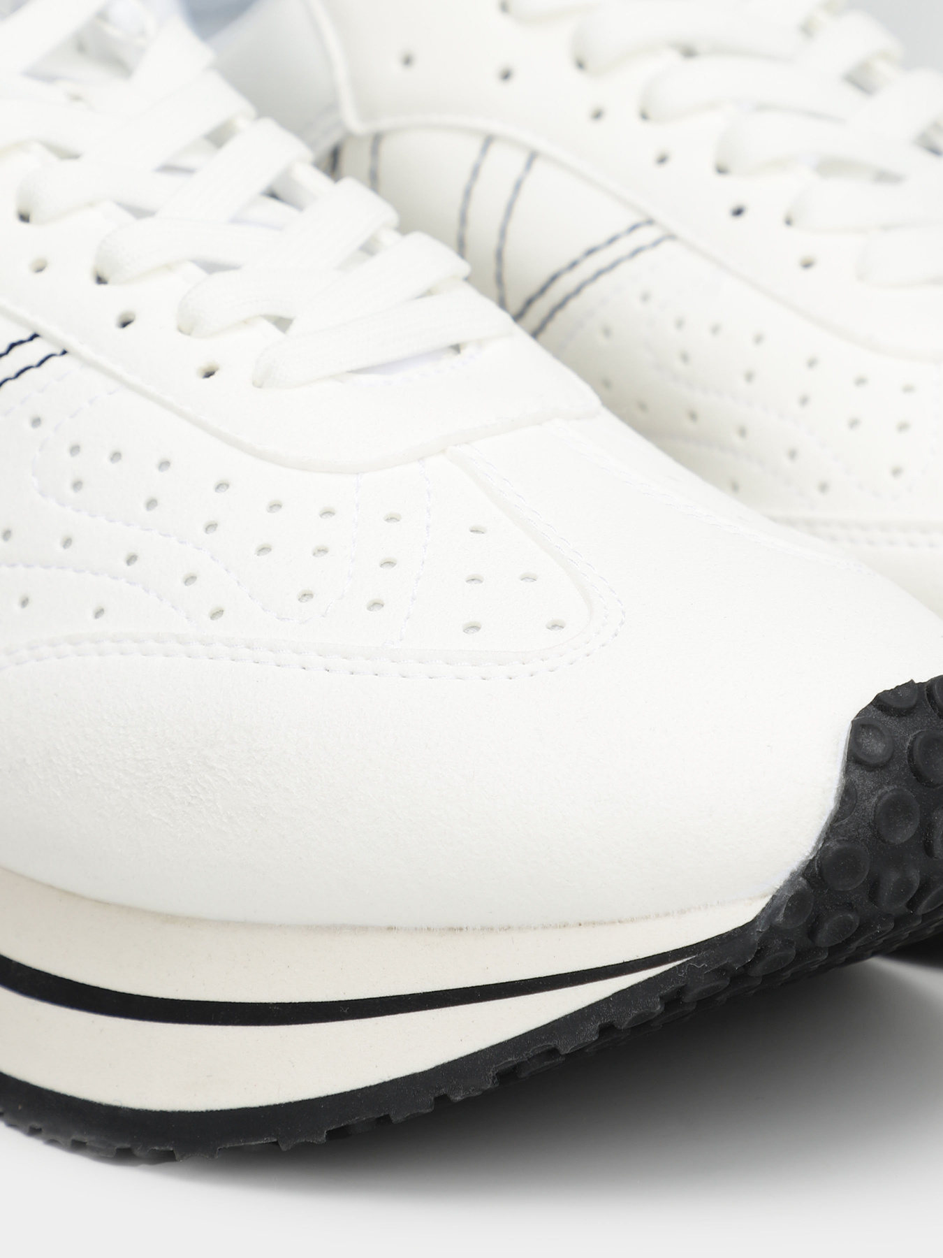 Кросівки Armani Exchange модель XDX121-XV709-N582 Кросівки Armani Exchange модель XDX121-XV709-N582 Фото