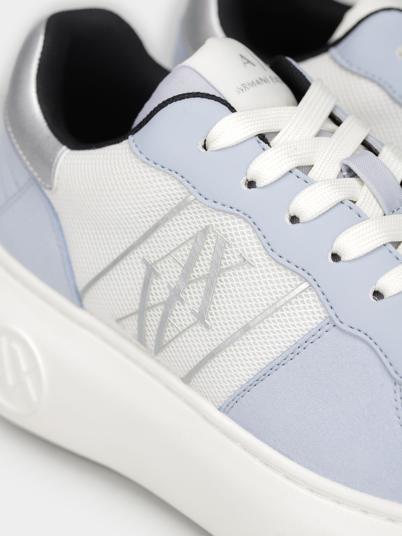 Кросівки Armani Exchange модель XDX167-XV893-S740 Фото