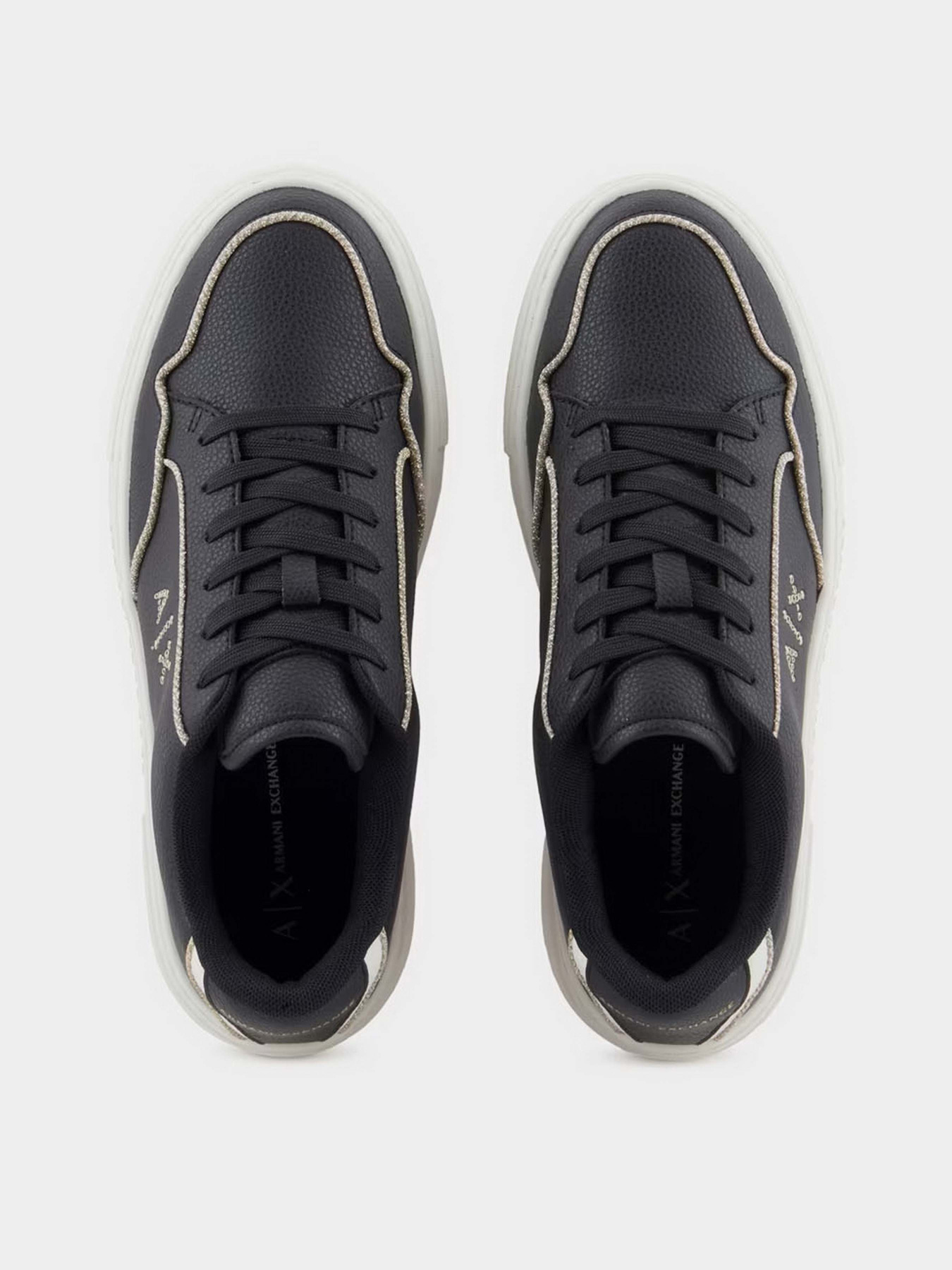 Кроссовки Armani Exchange модель XDX160-XV888-T780 Фото