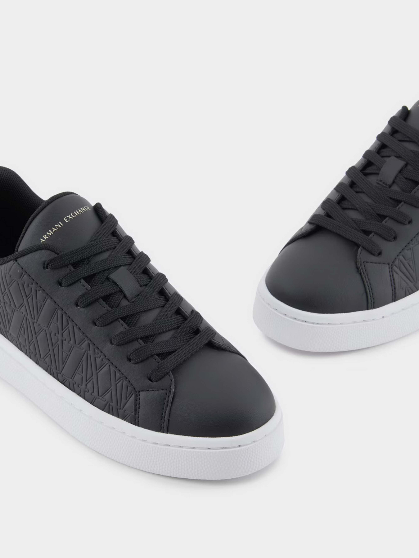Кеди Armani Exchange модель XDX165-XV891-T780 Фото