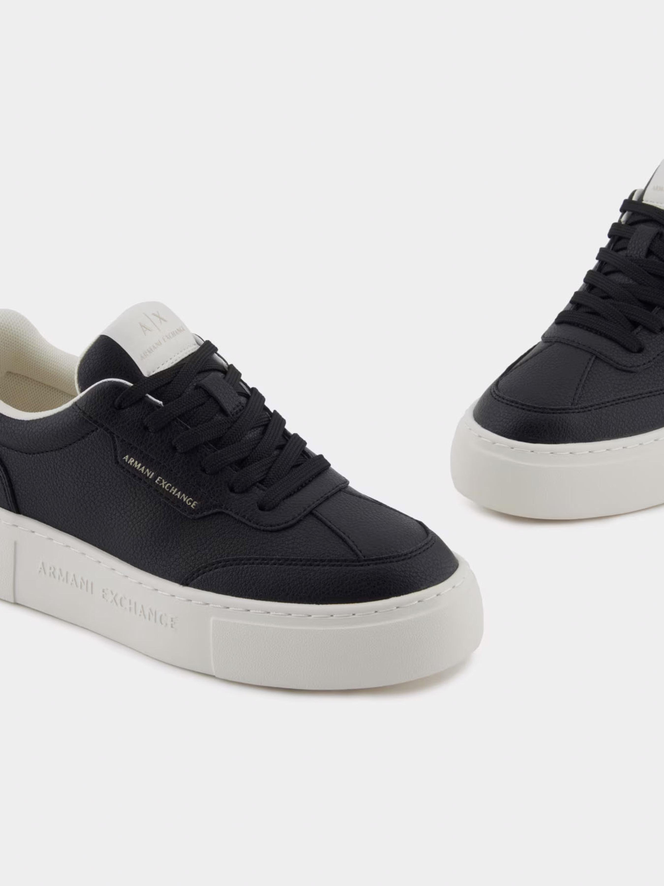 Кеди Armani Exchange модель XW001662-AF17351-UC001 Кеди Armani Exchange модель XW001662-AF17351-UC001 Фото