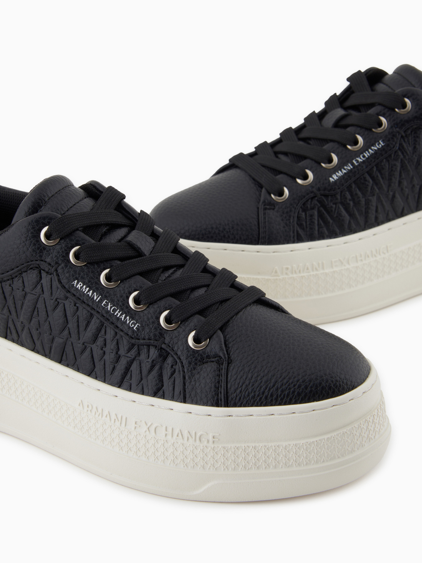 Кеди Armani Exchange модель XW001630-AF17351-UC001 Кеди Armani Exchange модель XW001630-AF17351-UC001 Фото