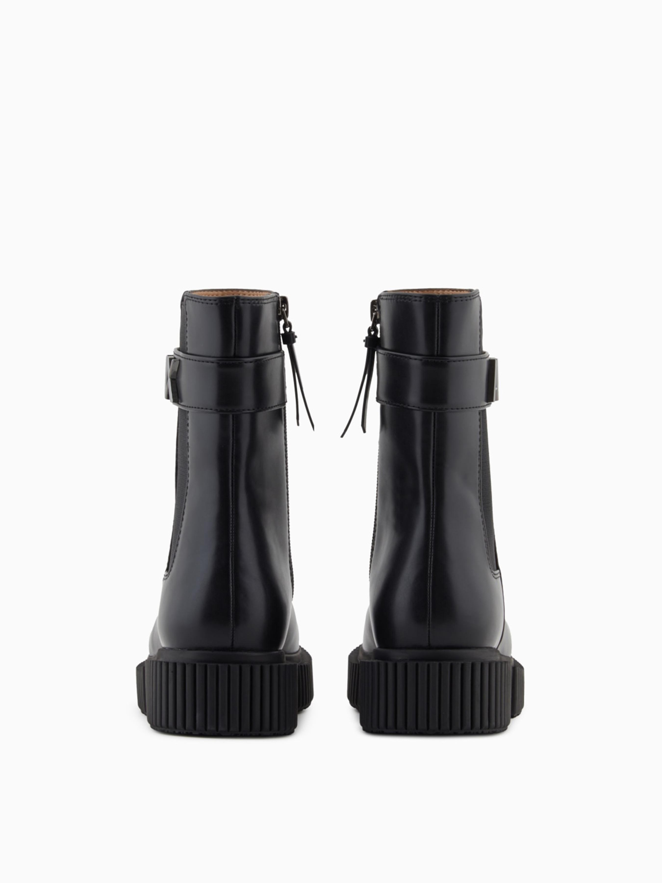 Ботинки и сапоги Armani Exchange модель XW001634-AF17474-UC001 Ботинки и сапоги Armani Exchange модель XW001634-AF17474-UC001 Фото