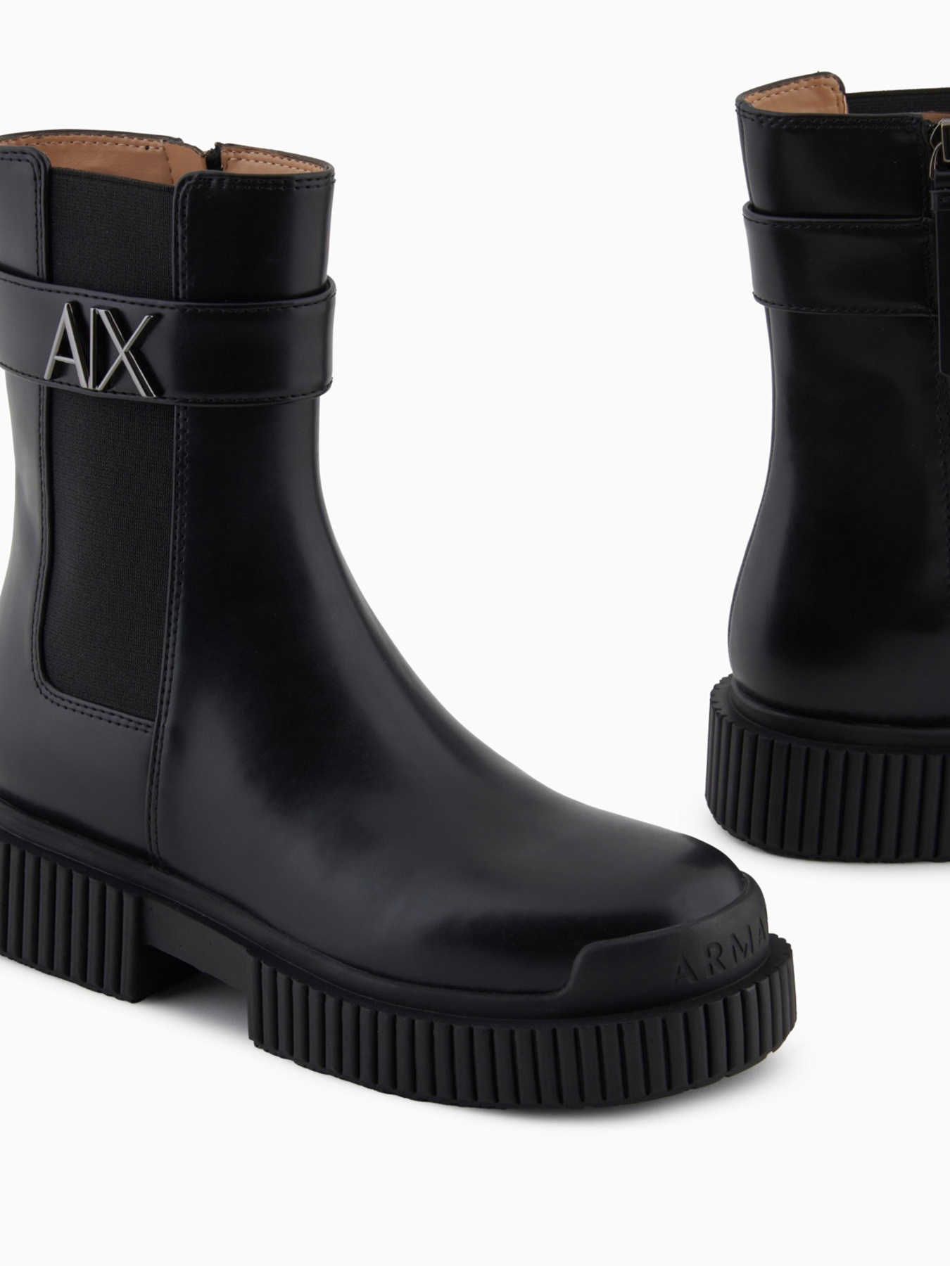 Ботинки и сапоги Armani Exchange модель XW001634-AF17474-UC001 Ботинки и сапоги Armani Exchange модель XW001634-AF17474-UC001 Фото