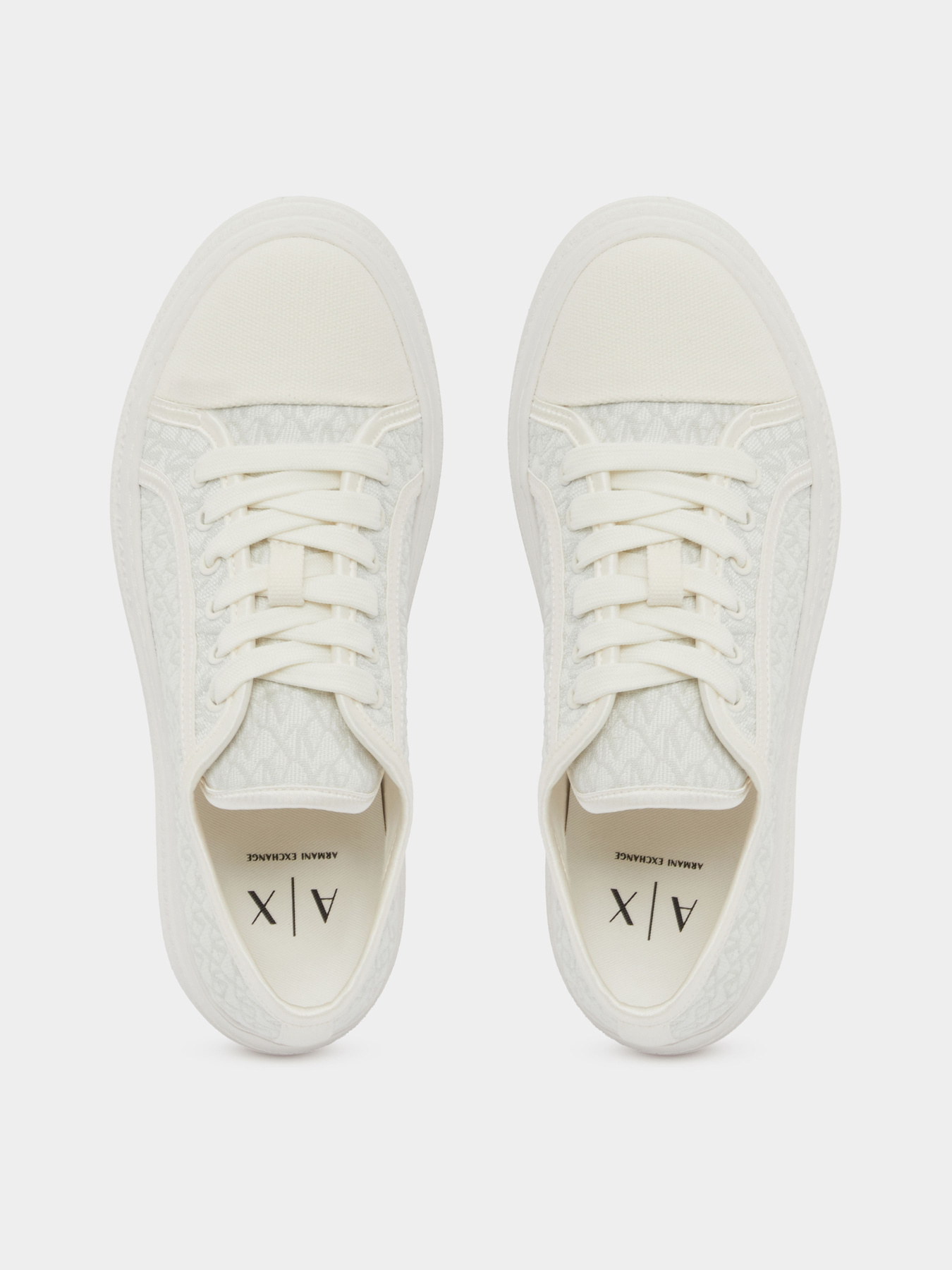 Кеди Armani Exchange модель XW002786-AF23055-M0107 Кеди Armani Exchange модель XW002786-AF23055-M0107 Фото