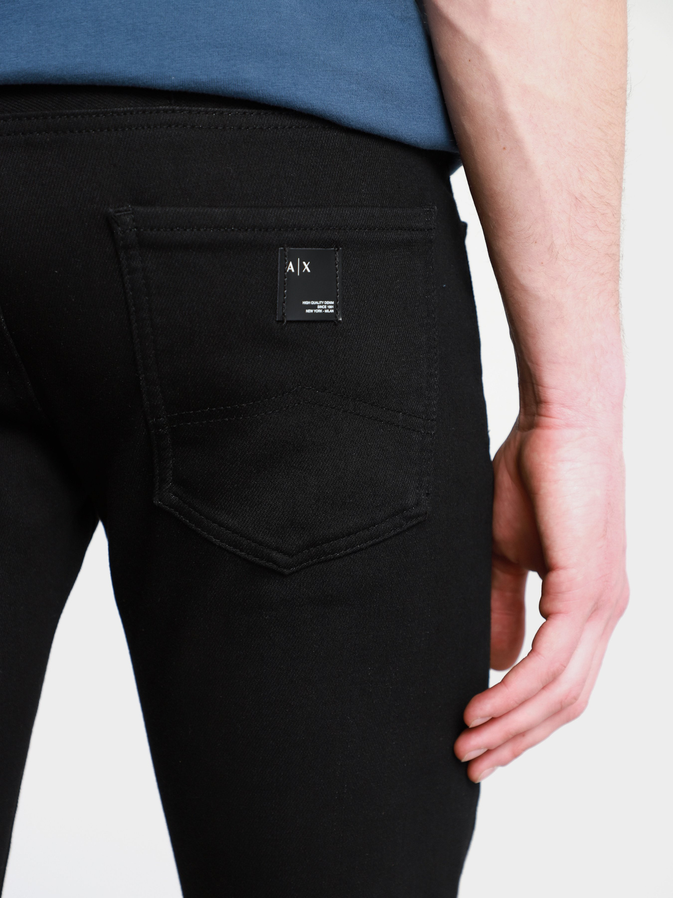 Джинсы Armani Exchange Slim модель 3KZJ13-Z1GYZ-0204 Фото